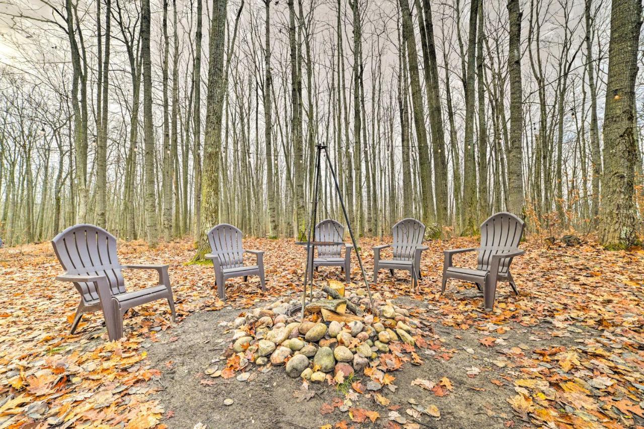 Higgins Lake Retreat - Hike, Swim, Relax! Roscommon Buitenkant foto